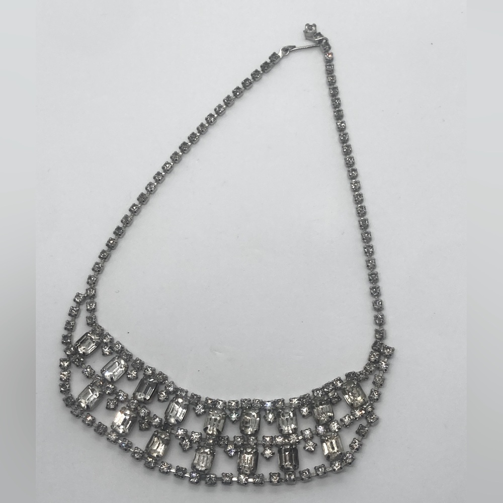 Vtg Rhinestone Double Row Silver Tone Metal Bib Necklace w Hook Clasp / 11”